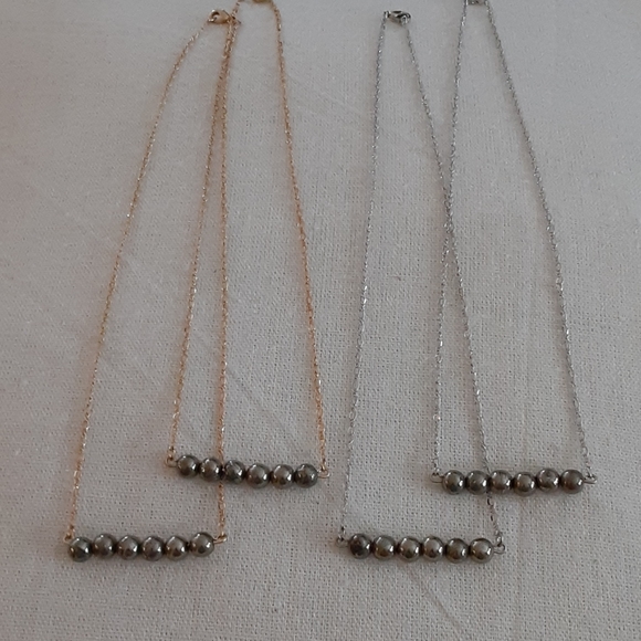 17" faux pearl necklaces - Picture 1 of 3